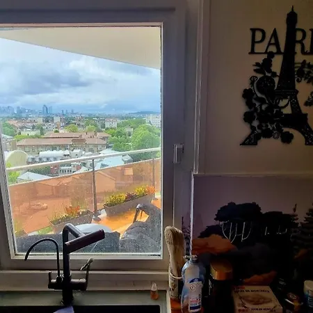 Privatunterkunft A Cles Paris Au Pied Du Rer A Houilles